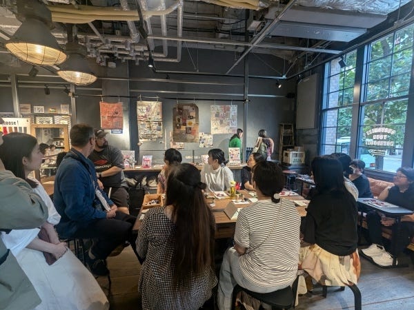 京都のフリースペースでは、さまざまなイベントを開催しています。写真はスペインの刺繍作家さんに来ていただきワークショップをしている様子です。