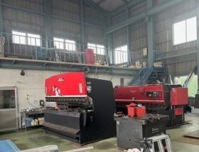 アマダ 油圧プレスブレーキ、コーナーシャー等