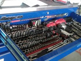 整備工場は２拠点で輸入車整備も出来ます。