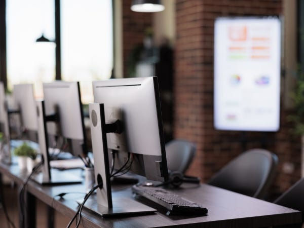 エンジニア（リモート・未経験可能）