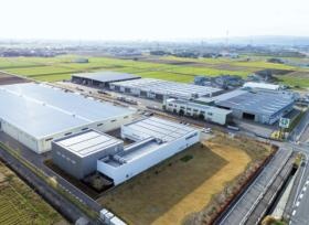 本社・工場外観