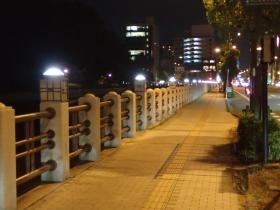 石柱灯ＬＥＤ更新工事