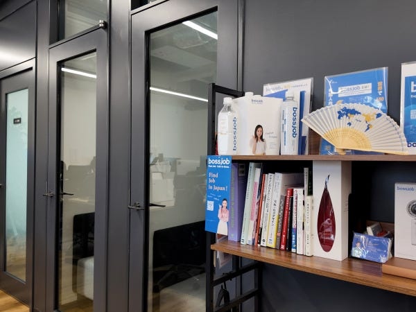 マーケティング担当・企画