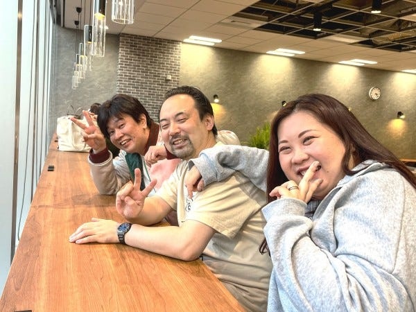 服装や髪色は完全に自由♪あなたの好きなファッション、いつも通りの服装で働けます！