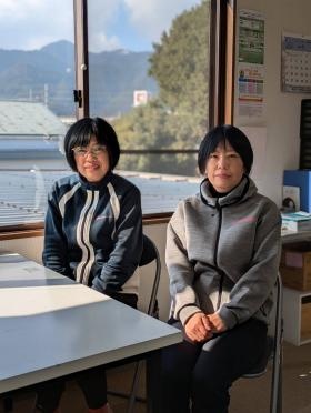 坂本ケアステーション 所長（左）、リーダー介護スタッフ（右）