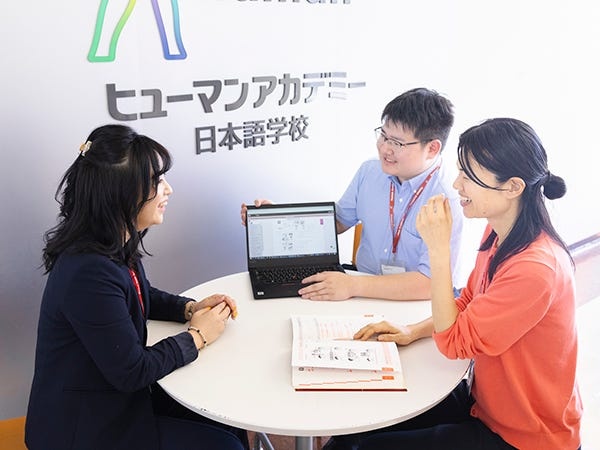 卒業の日本語教師（未経験歓迎）