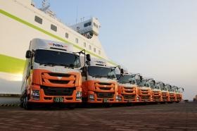 当社の大型トラック（日本各地で活躍中！）