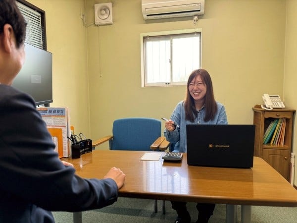 税理士事務所での事務・受付業務を中心としたオフィスワークです！