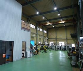 工場内観：冷暖房完備、トイレは全て洋式