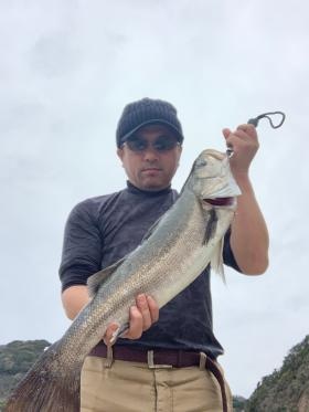 釣り部やゴルフ部活動あり！