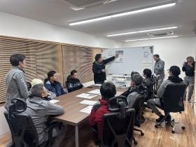 月初めの安全会議