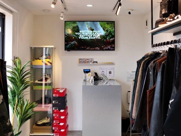 販売スタッフ（フリーターさん歓迎）