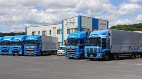 生興運送本社とトラック