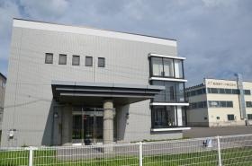 本社社屋および本社工場