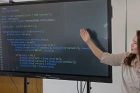 システムエンジニア