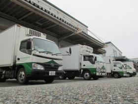 社内トラック発着ベースです