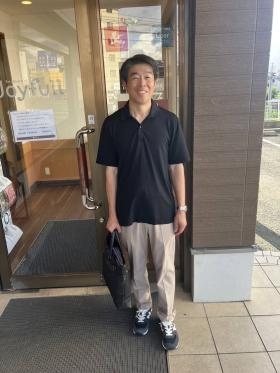 エリアマネジャーの通勤スタイル（オフィスカジュアルで通勤可能