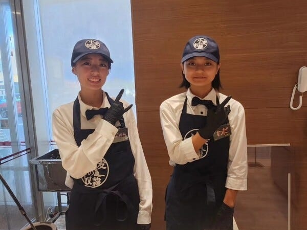 パンの接客スタッフ（普通自動車運転免許・未経験OK）