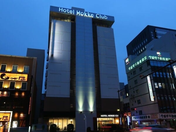 勤務頂くホテルの外観です！