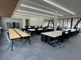 ２階執務スペース