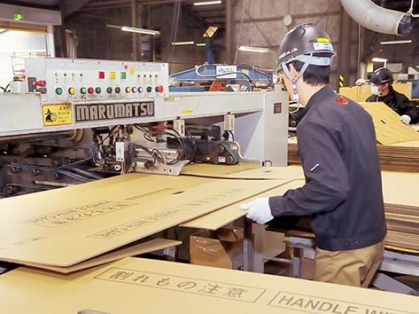 製品仕上げスタッフ（経験者歓迎・福利厚生充実）