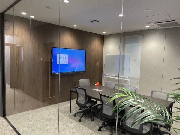 天王寺駅から徒歩5分程度とアクセス抜群！2024年竣工のキレイな新オフィスです。