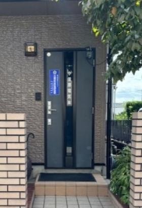 会社建物の外観