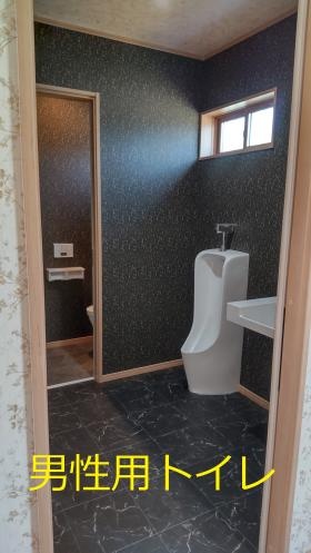 男性用トイレ