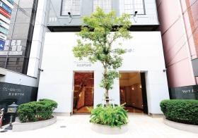 「ヴェールルージュ美容専門学校」外観