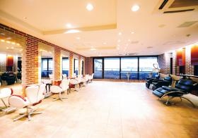 「ヴェールルージュ美容専門学校」館内１