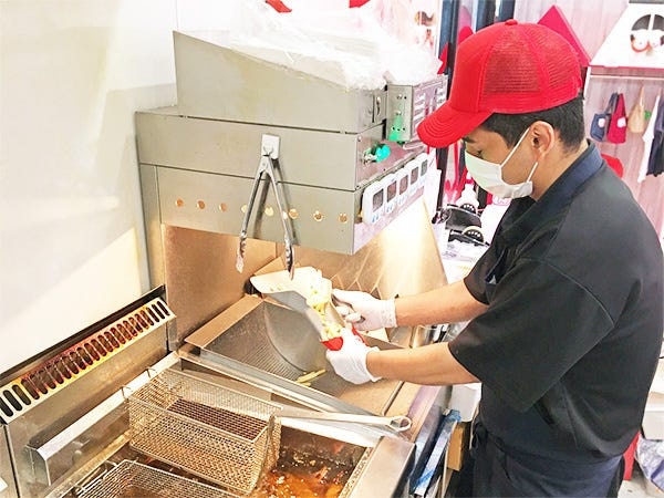 季節限定のメニューや店舗独自のメニューもあります。店舗ごとの裁量が大きく、チャンスの多い環境です。過去に培った経験を新天地で発揮しませんか？