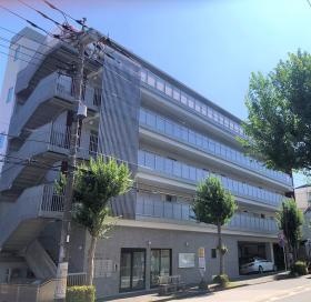 社員寮は、引退後も住み続けられる高齢者住宅を併設