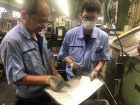 未経験でもベテラン社員が丁寧に教えていきます。