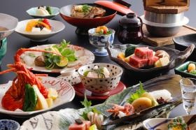 旬の美味食材を贅沢に味わう会席料理