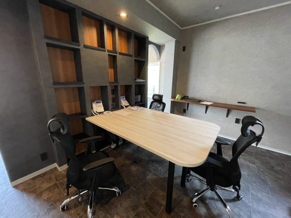 事務スタッフの作業スペースです。