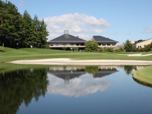 ゴルフ場フロント事務・ゴルフ場のフロント受付・事務（2026年3月卒業）