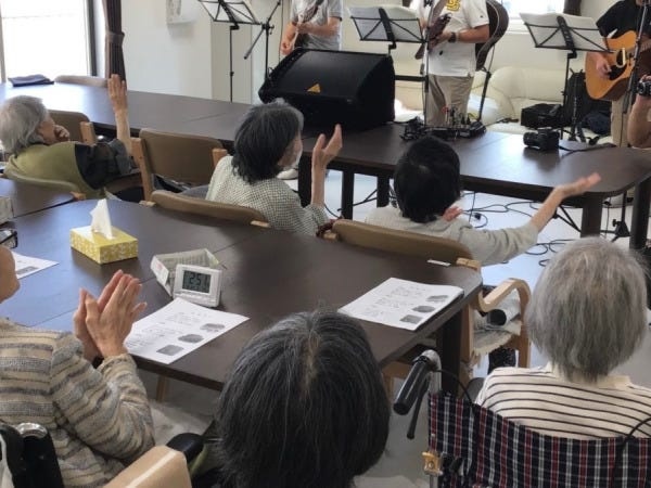 笑顔の多い職場で、コミュニケーションも取りやすい環境です♪