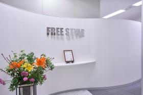 本社オフィスは伏見駅から徒歩２分