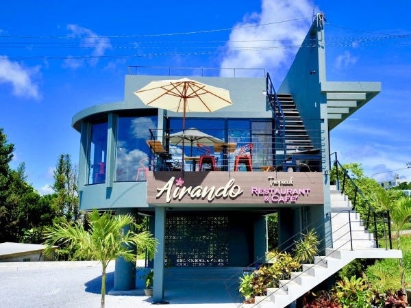 ホールスタッフ・カフェホールスタッフ