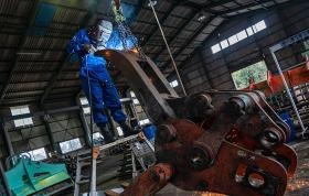 溶接技術や部品修理技術が学べます