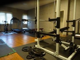 ２４時間トレーニングルームも完備