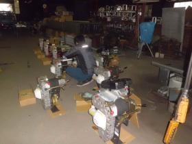 モノレール組立て作業