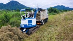 河川維持工事です。