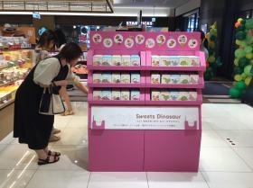 くるふ福井駅内 弊社作製什器