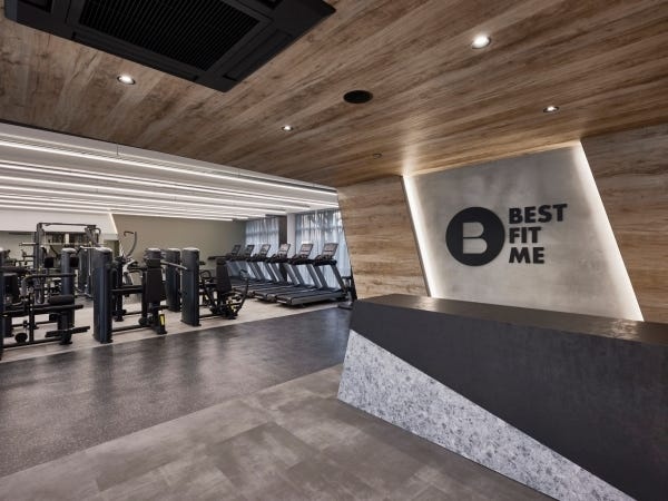 BFMが運営するオシャレに拘った空間が特徴のパーソナルトレーニングジムです！もちろん社員も使用可能です♪