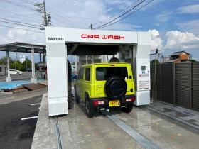 社員の労力削減のため最新型洗車機導入！