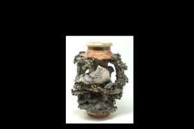 展示品 渓流に鷹雀高浮彫花瓶 初代 眞葛 香山（帝室技芸員）