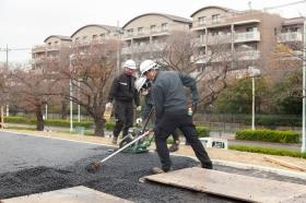 かっこいい制服支給制度あり