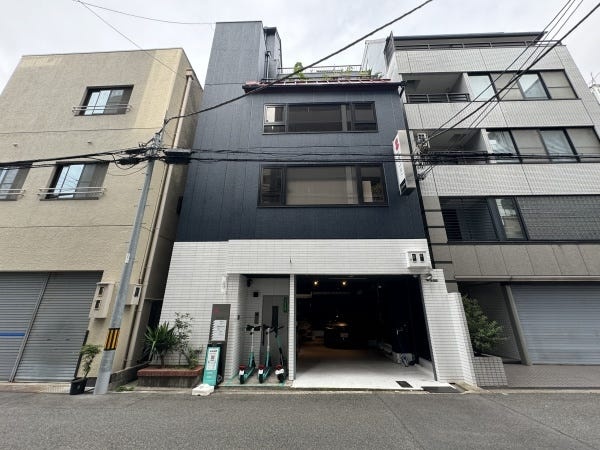 職場は自社ビルになります。