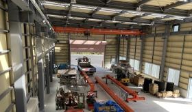 クレーン組立・配線工場